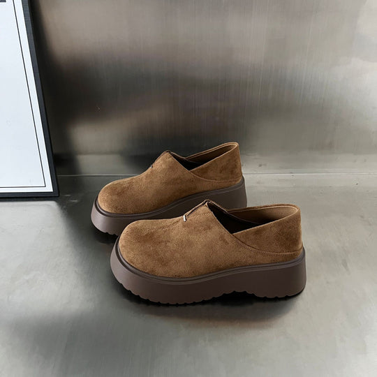 Damen elegante Slip-On Sneaker mit einem bequemen Plateau und hochwertiger Wildleder-Oberfläche EB