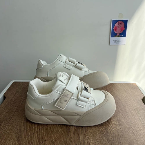 Damen Plateau-Sneaker mit praktischen Klettverschlüssen und komfortabler Dämpfung EB