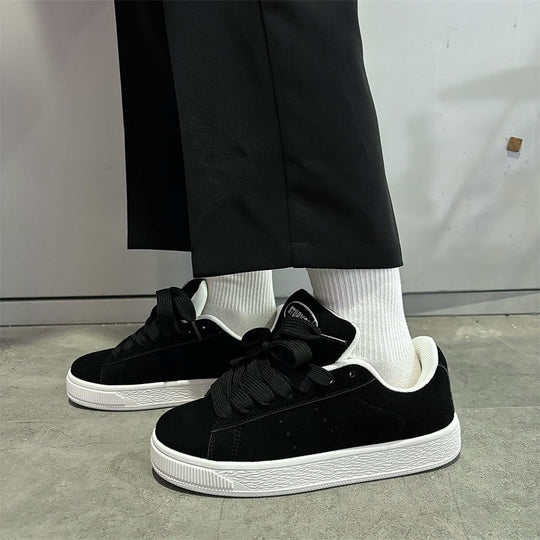 Damen Sneaker mit weichem Nubukleder und gepolsterter Innensohle EB