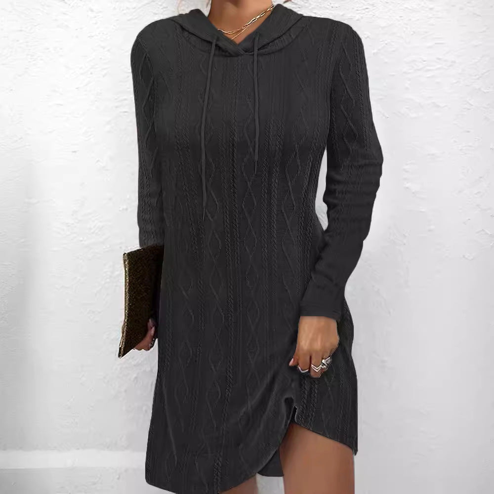 Damen Strickkleid mit Kapuze und seitlichen Schlitzen EB