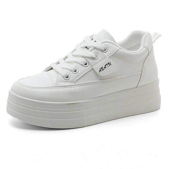 Damen Plateau-Sneaker mit atmungsaktiver Oberflächenstruktur und rutschfester Laufsohle EB