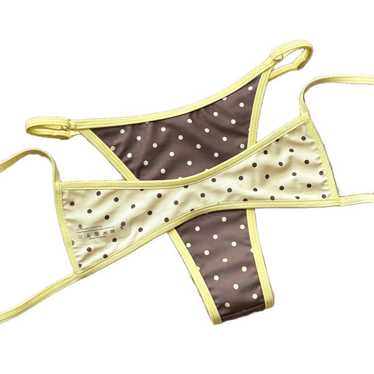 Damen Modischer Slip-Bikini mit trendigen Pünktchen EB