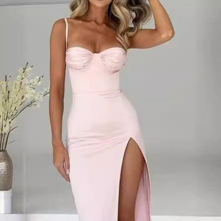 Damen Abendkleid mit asymmetrischem Ausschnitt und schlankem Schnitt EB
