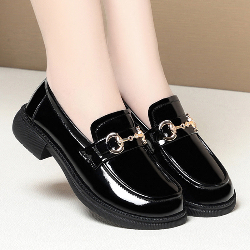 Damen Elegante Mokassins mit modischen Kettendetails EB