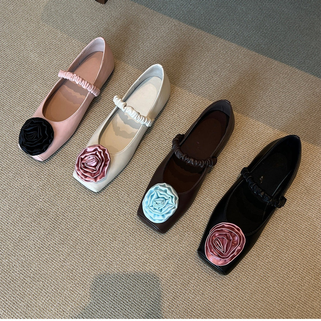 Damen Ballerina-Schuhe mit floralem Design und elegantem Riemen EB