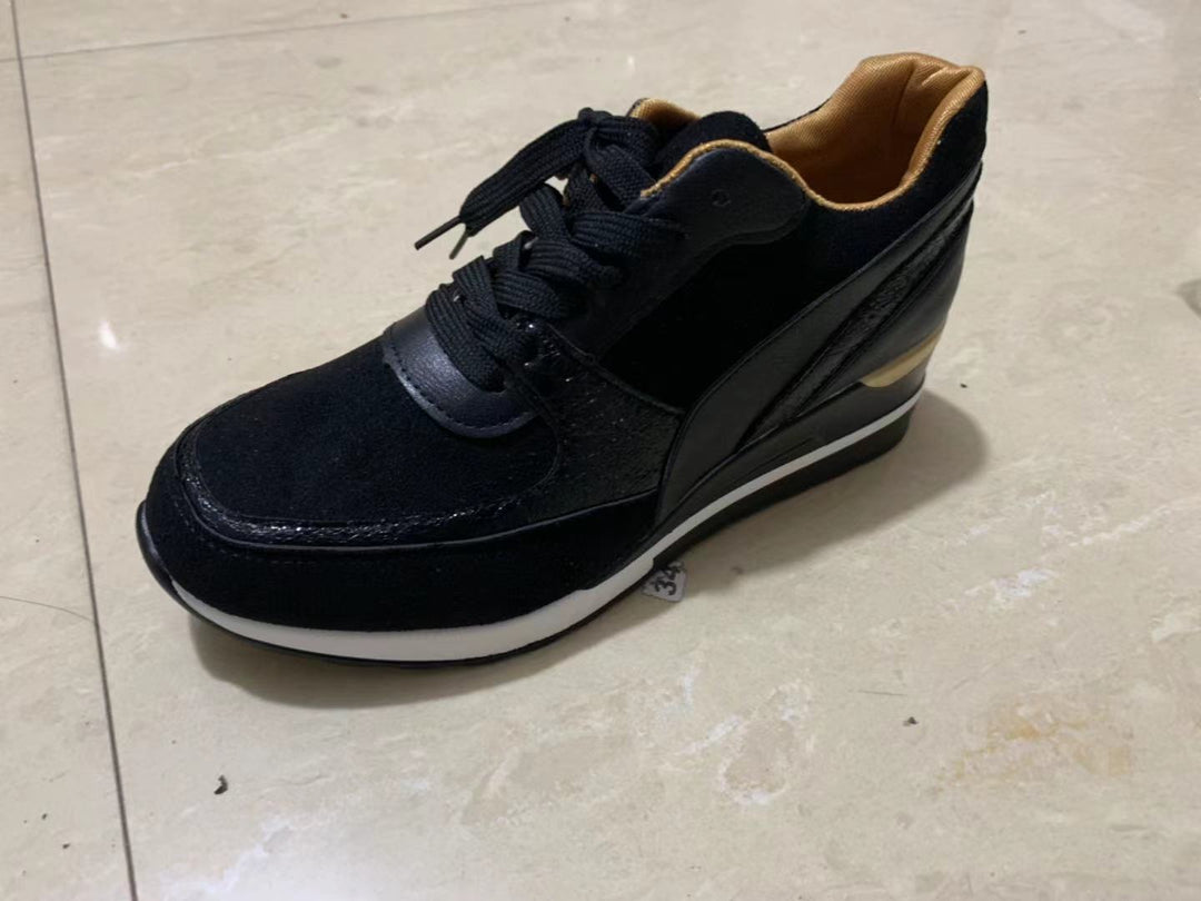 Damen nan Keil-Sneaker mit innenliegender Keilsohle und Materialmix EB