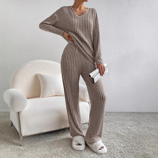 Damen komfortabler Ripp-Strickanzug mit weitem Schnitt EB