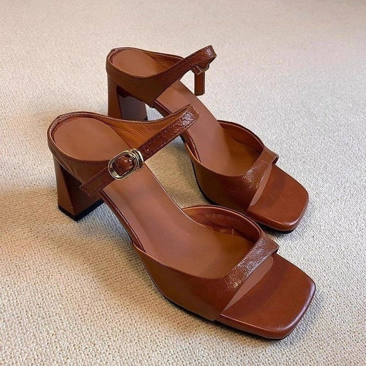 Damen Slingback Sandalen mit modischem Blockabsatz und elegantem Riemendesign EB