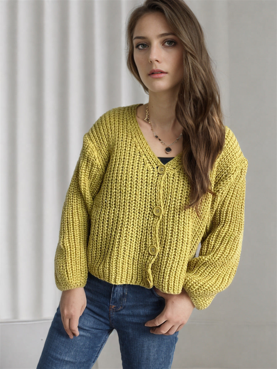 Damen Grobstrickjacke mit modischen Knopfdetails und lässigem Schnitt EB