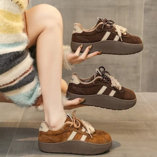 Damen Bequemliche Sneakers mit weichem Innenfutter und modischer Schnürung EB