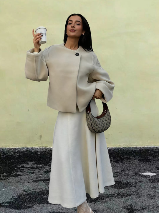 Damen Wickeljacke mit weiten Ärmeln und dekorativem Knopf EB