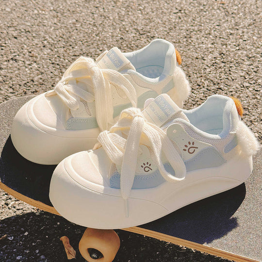 Damen Sneaker mit plüschiger Fütterung und flexiblen Schnürsenkeln EB