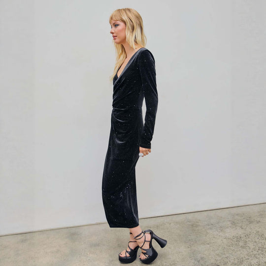 Damen glamouröses Samt-Wickelkleid mit Glitzereffekt, Raffung und hohem Beinschlitz Eichborn Berlin