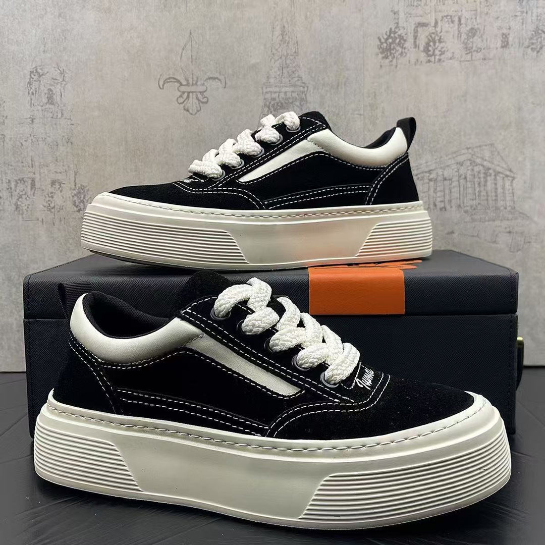 Damen Sneakers mit strukturiertem Obermaterial und voluminösem Sohlenprofil EB