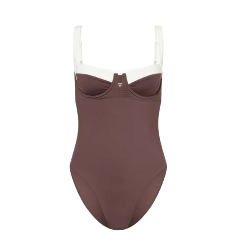 Damen Badeanzug mit eleganten Unterbrustnähten EB