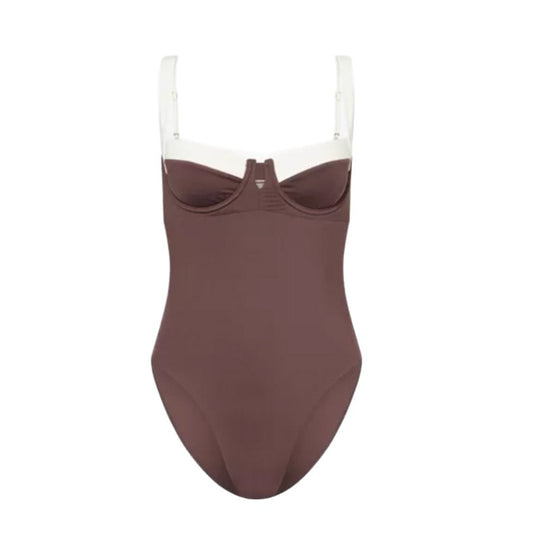 Damen Badeanzug mit eleganten Unterbrustnähten EB
