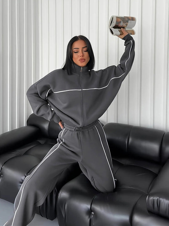 Damen nan Oversize Trainingsanzug Set mit Reißverschluss hohem Kragen und Kontrastpaspeln EB