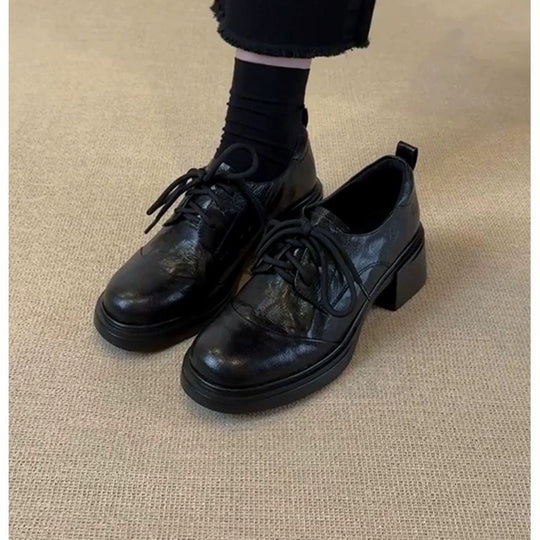 Damen Elegante Schnürschuhe mit modernem Blockabsatz und glänzender Oberfläche EB