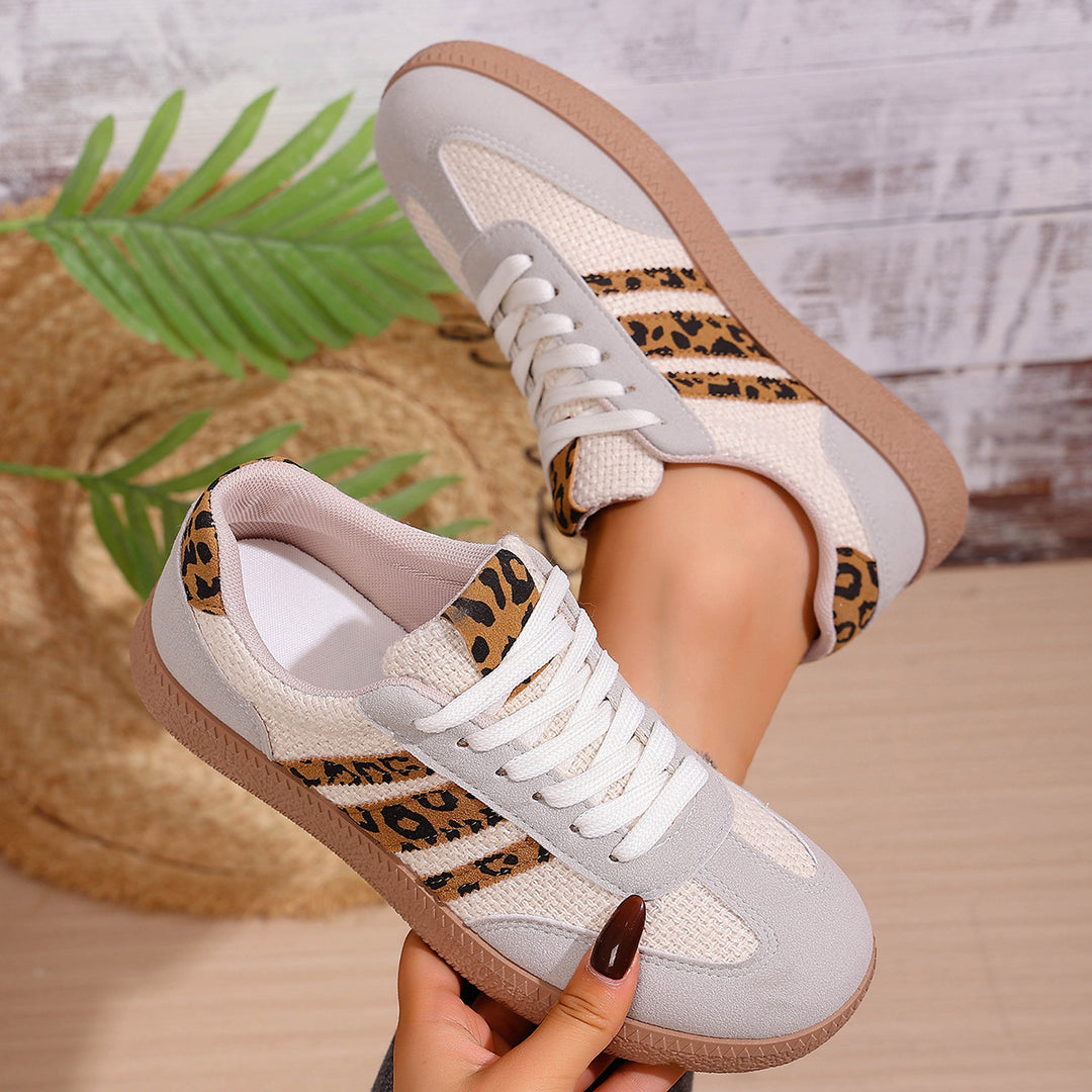 Damen Sportliche Sneaker mit Leoprint und atmungsaktivem Obermaterial EB