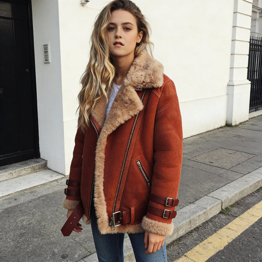 Damen nan flauschige Bikerjacke mit Teddyfutter und Schnallenbesatz EB