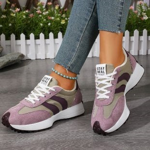 Damen Sportliche Retro Sneakers mit modischem Wildleder-Design EB