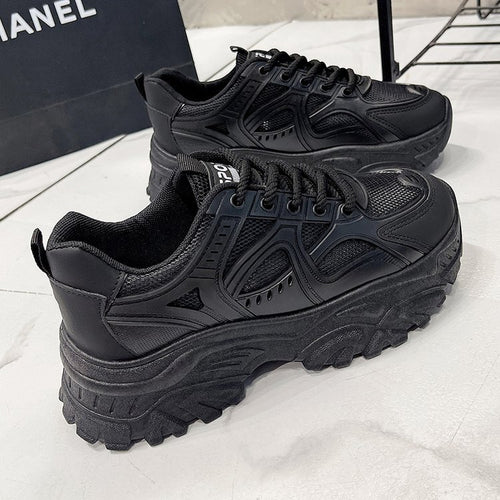 Damen Sportliche Sneakers mit rutschfester Profilsohle und atmungsaktivem Obermaterial EB