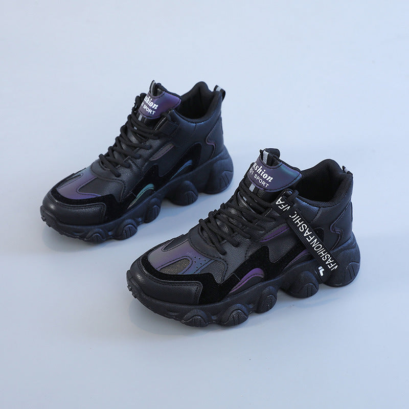 Damen sportliche Sneakers mit modischem Metallic-Design und dämpfender Sohle EB
