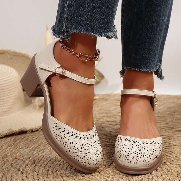 Damen Mary-Jane Pumps mit mittelhohem Blockabsatz, perforiertem Obermaterial und gepolstertem Komfortfußbett EB