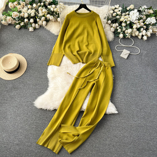 Damen kuschelige und stylische Strickkombination EB