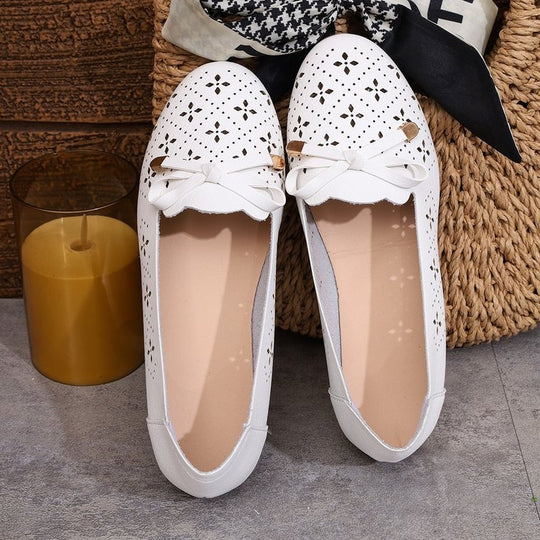 Damen elegante Ballerinas mit floralem Cut-Out-Design EB