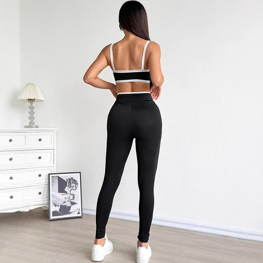 Damen Sportliches Set mit engem Oberteil und hoch geschnittenen Leggings EB