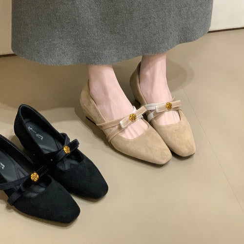 Damen Halbschuhe mit elegantem Riemen und angenehm gepolstertem Fußbett EB