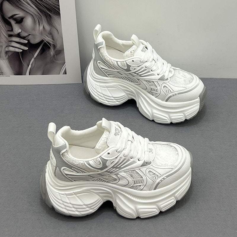 Damen sportliche und stylische Sneakers EB