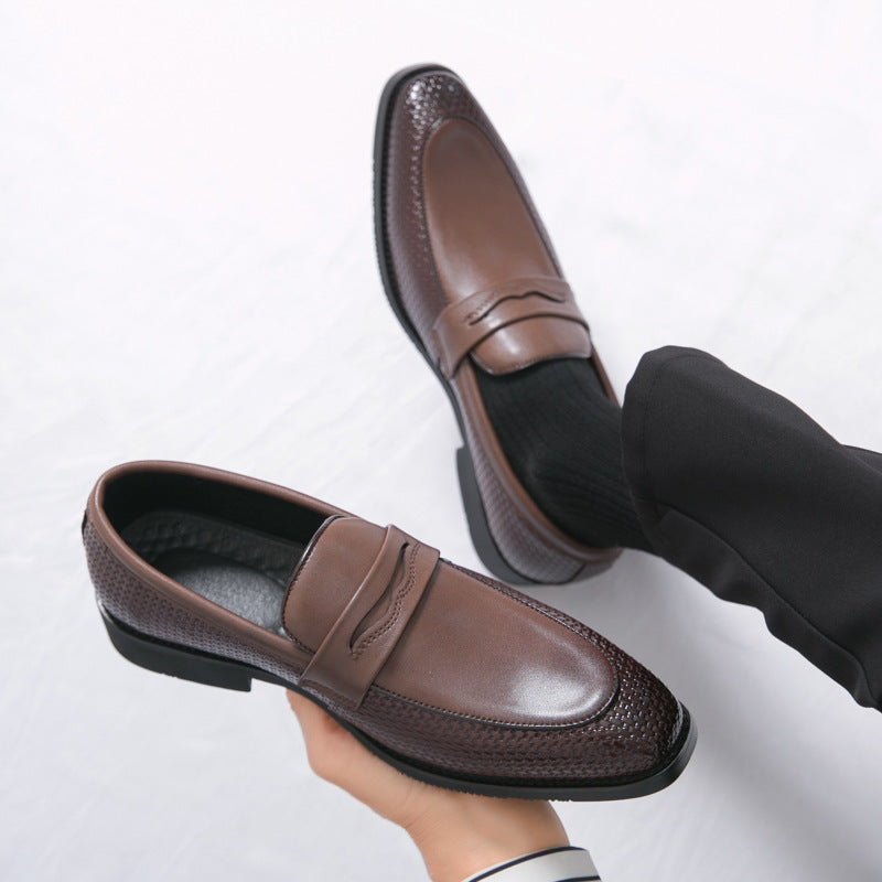 Damen Elegante Leder Slipper mit atmungsaktiver Oberflächenstruktur EB