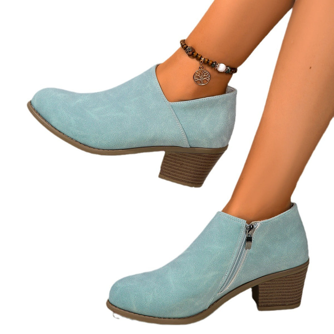 Damen kurze Stiefelette mit seitlichem Reißverschluss gepolstertem Komfortfußbett und stabilem Blockabsatz EB