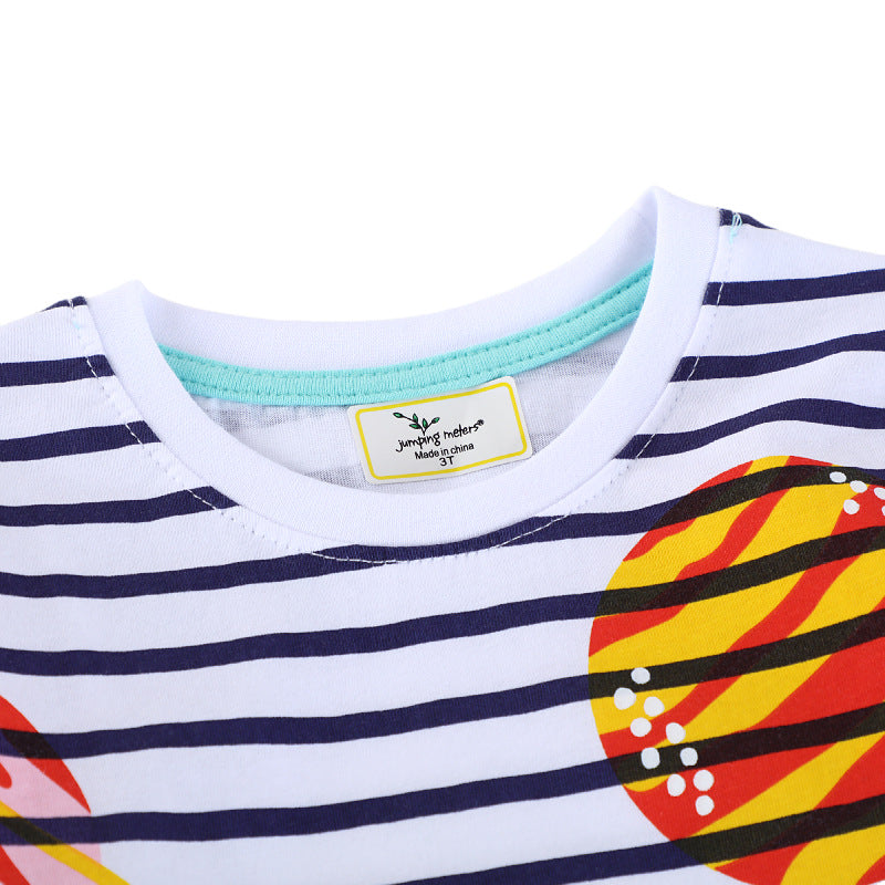 Jungen T-Shirt mit lebhaftem Weltraumdesign EB