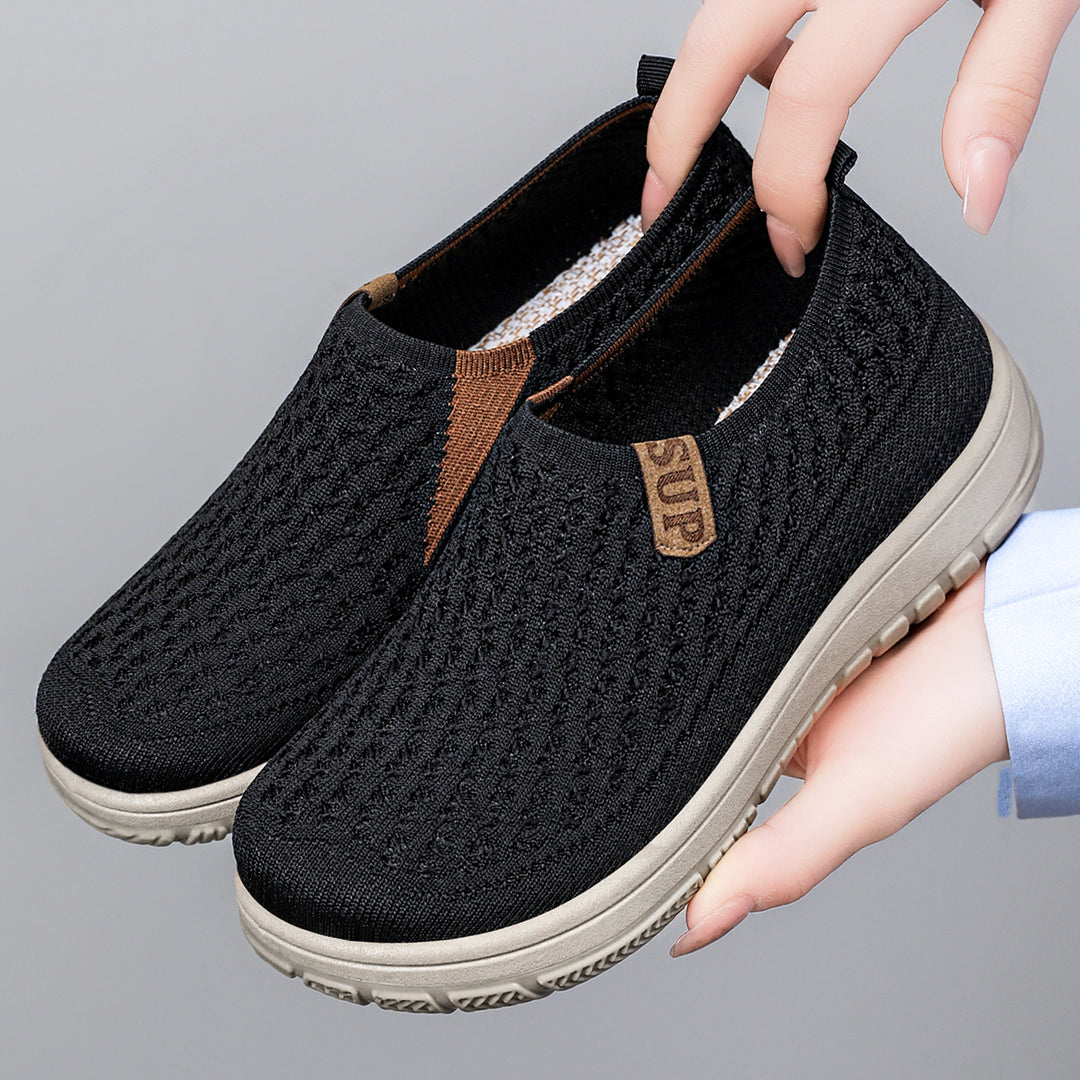 Damen nan gestrickter Slip-On Komfort-Sneaker mit elastischem Einstieg, atmungsaktivem 3D-Strick und gedämpfter EVA-Laufsohle EB