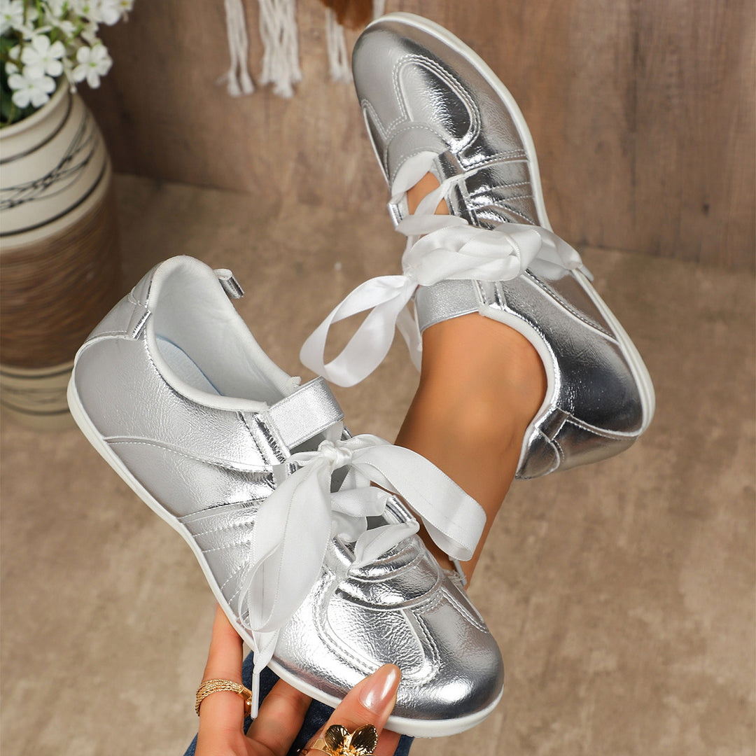 Damen Sportliche Sneaker mit glänzendem Metallic-Obermaterial und bequemer Schnürung EB