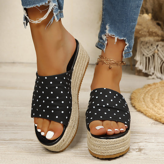 Damen Wedge-Pantoletten mit gepunktetem Design und flexiblem Fußbett EB