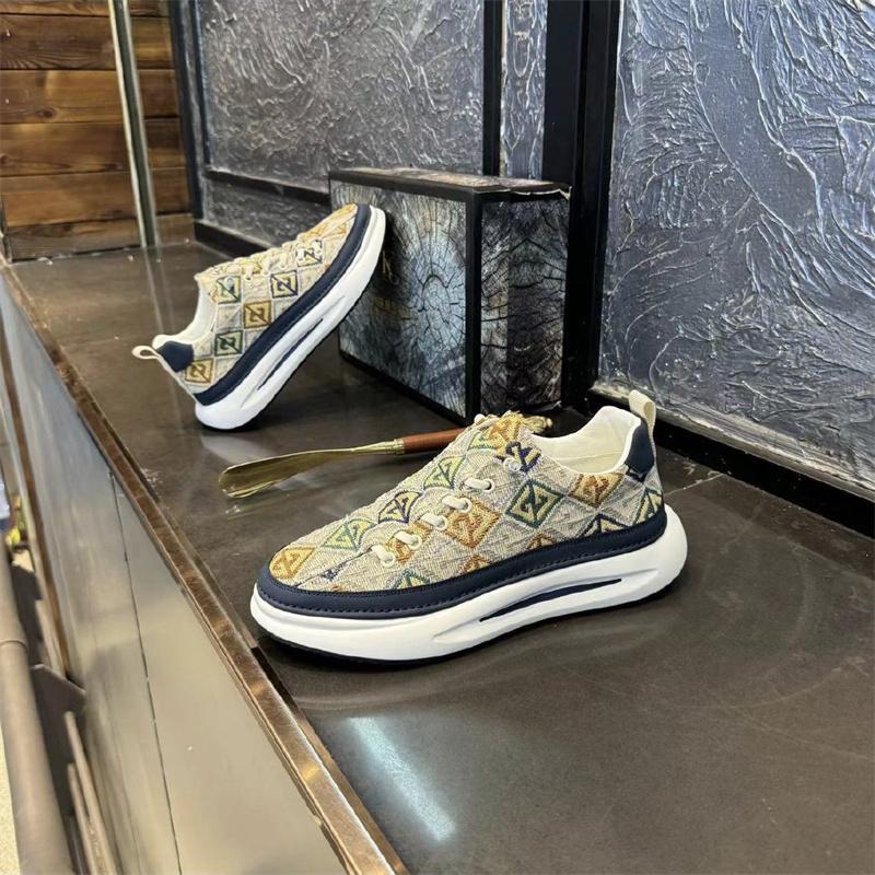 Damen Sportliche Komfort-Sneaker mit innovativer Dämpfungstechnologie EB