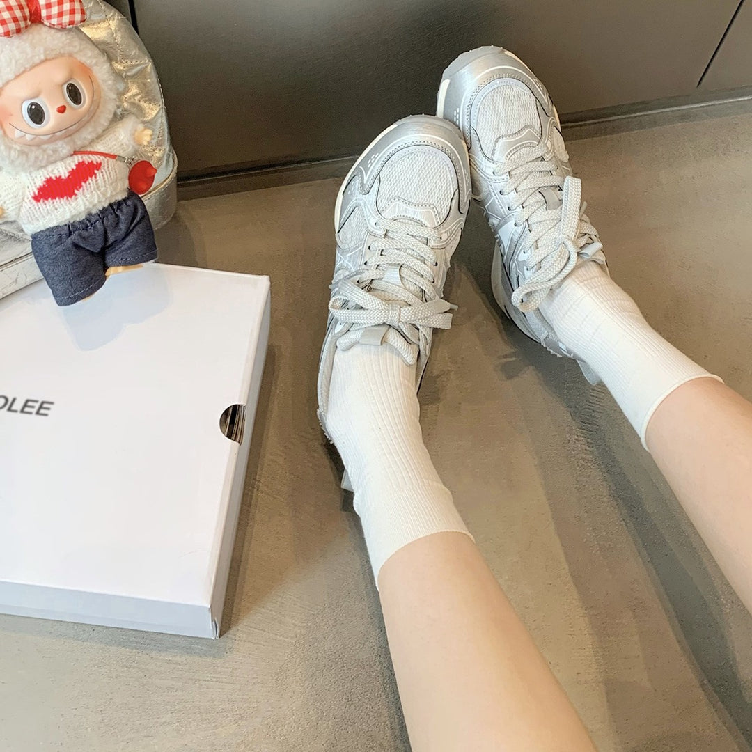 Damen Sportliche Sneakers mit atmungsaktivem Mesh-Obermaterial und schockabsorbierender Sohle EB