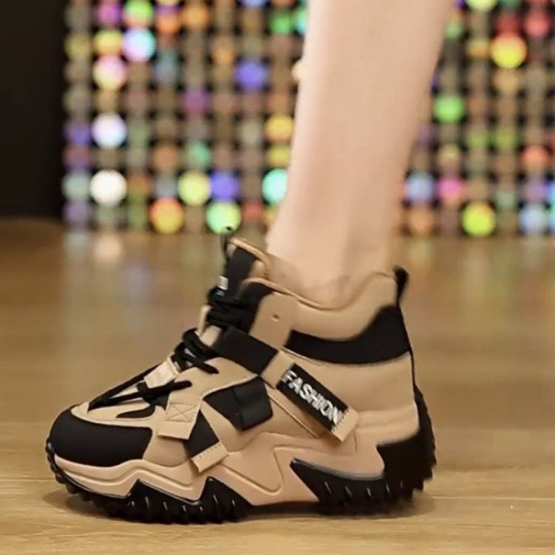 Damen Hohe Sneakers mit sportlichem Design EB