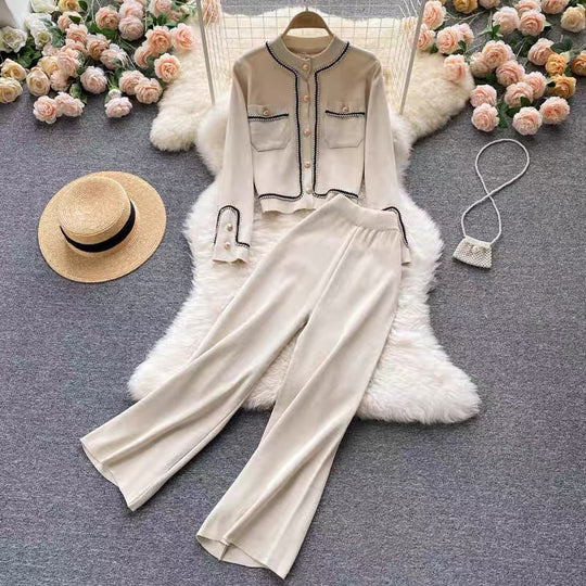 Damen elegantes Strick-Loungewear-Set mit feinen Knopfdetails und weitem Bein EB