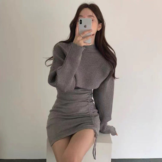 Damen Strickkleid mit asymmetrischem Ausschnitt und gerafftem Design EB