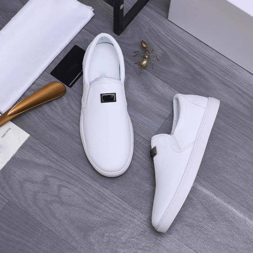 Damen Bequeme Slip-On Sneakers mit eleganter Lederriemen-Applikation EB