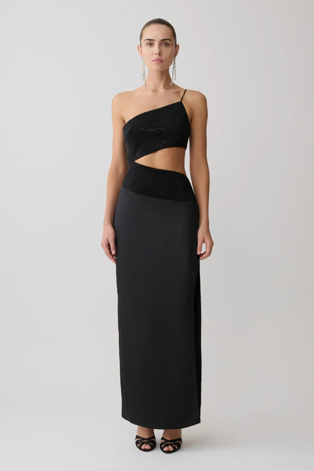 Damen Elegantes Maxikleid mit asymmetrischem Schnitt und raffiniertem Cut-Out EB