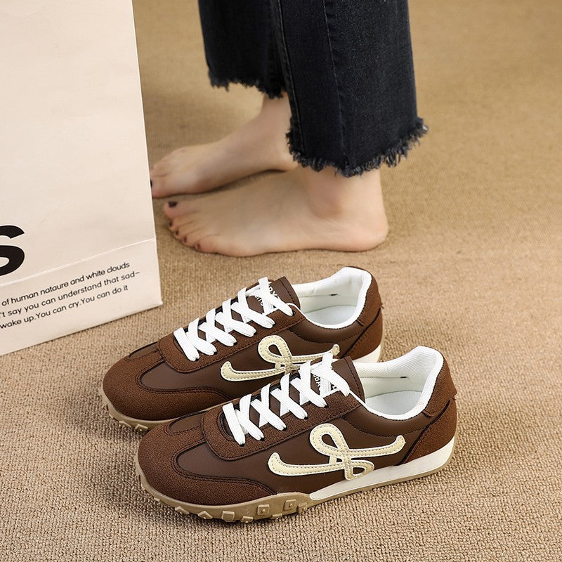 Damen Sportliche Sneakers mit modischem Design und bequemer Passform EB