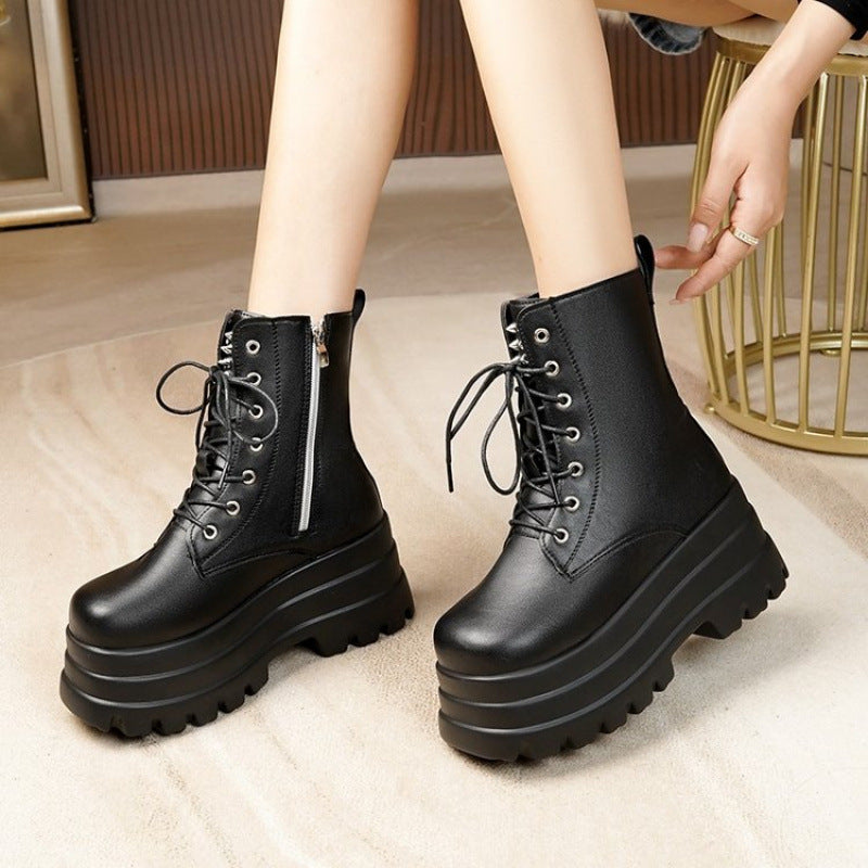 Damen Plateau-Stiefel mit robustem Sohlenprofil und hohem Absatz EB