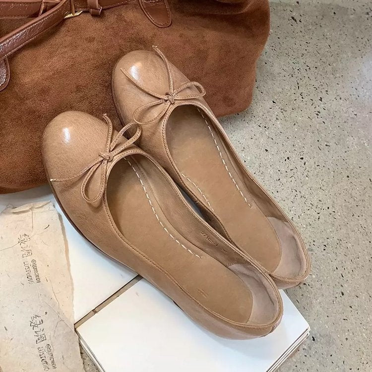 Damen Ballerinas aus hochwertigem Leder mit zierlichem Schleifenakzent EB