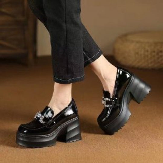 Damen Modische Plateau-Schuhe mit elegantem Kettenakzent EB